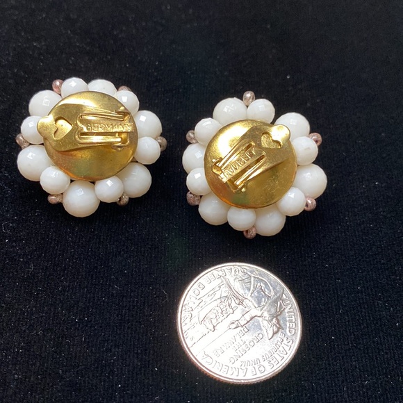 Vintage white beaded clip on earrings made in Germany - Picture 3 of 3